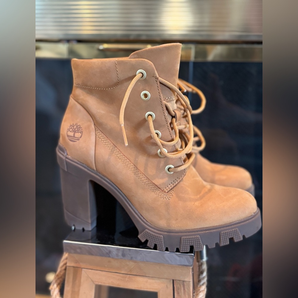 Timberland Women's Lana Point 6" Inch Lace Up Heel Bootie Wheat Leather